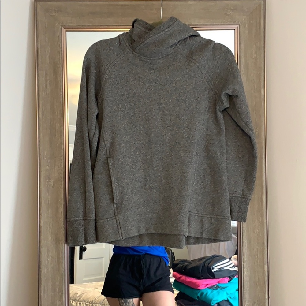 Lululemon sweatshirt